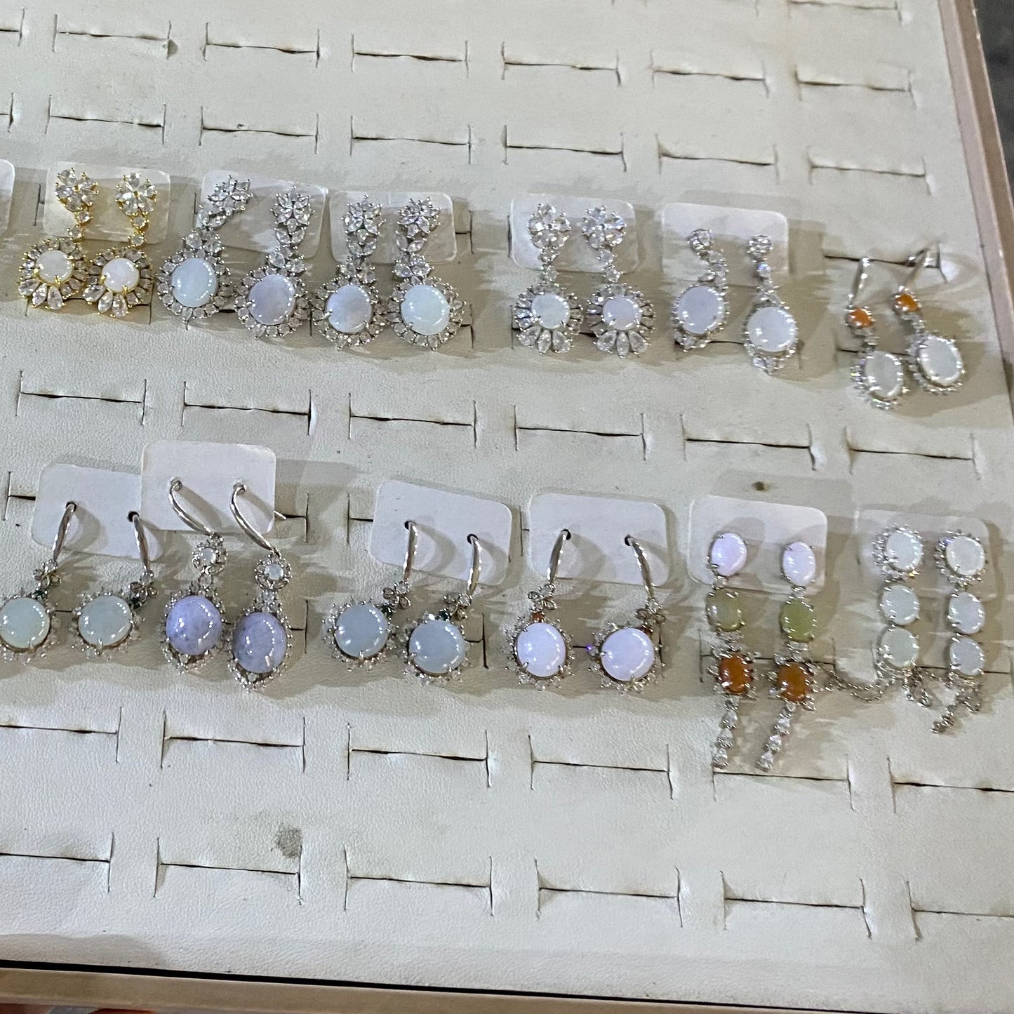 Jade earrings*10 pairs（1.25*1.25cm）