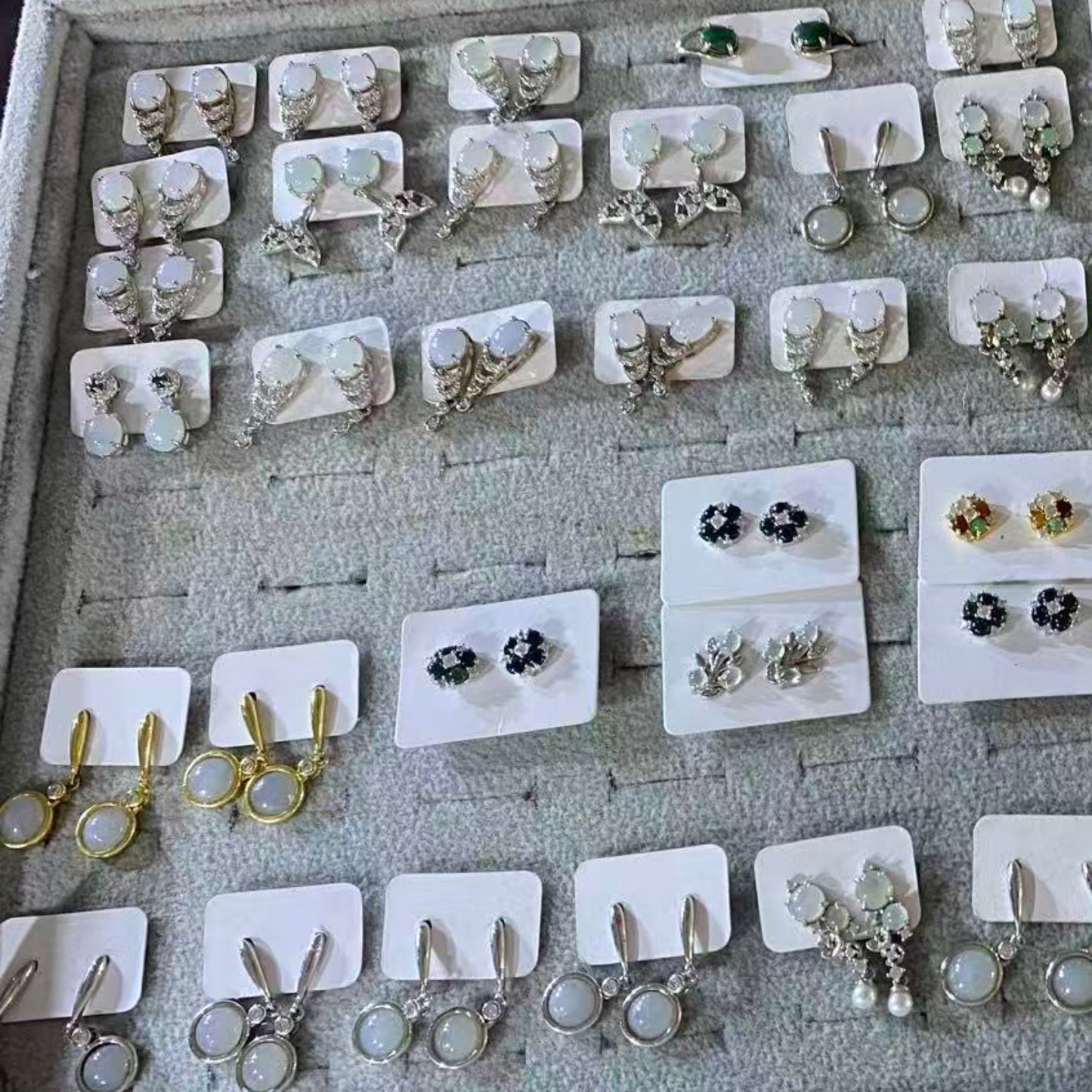 Jade earrings*10 pairs（1*1cm）