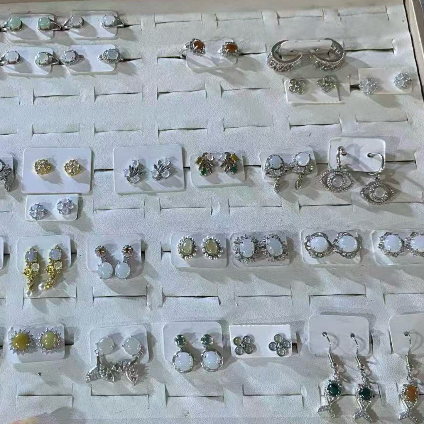 Jade earrings*10 pairs（1*1cm）